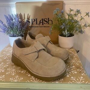Splash Beige Women’s Shoes